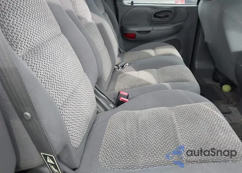 2002 Ford F-150 Lariat/Xlt z USA, uszkodzony, nr VIN 1FTRW08L82KB92036